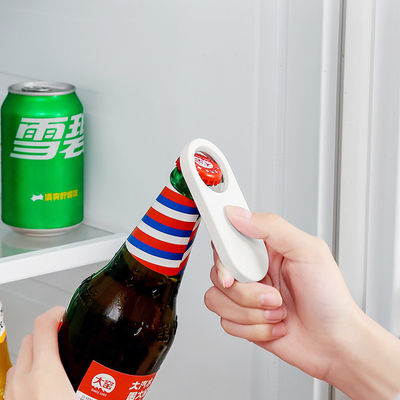 Σφιχτό ενισχυμένο χερούλι από ανοξείδωτο χάλυβα μαγνητικό μπουκάλι και ανοιχτήρα κονσέρβας προσαρμόσιμο λογότυπο