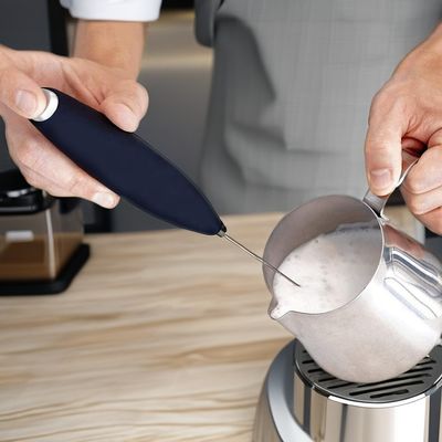 2023 Ηλεκτρική συσκευή πηγής καφέ από ανοξείδωτο χάλυβα που λειτουργεί με μπαταρία