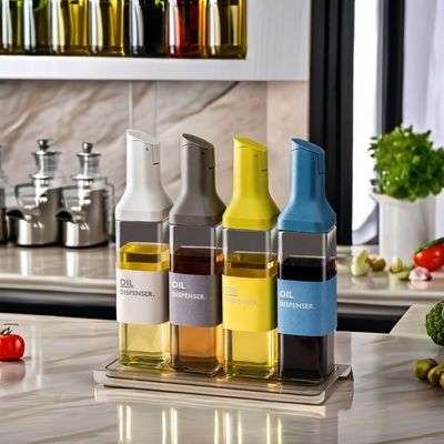 Φιαλίδιο ξύδι και σάλτσα σόγιας για σύγχρονη κουζίνα