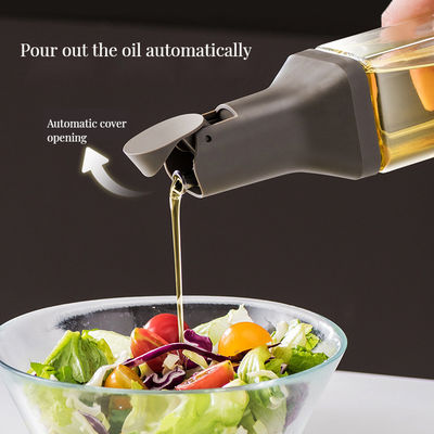 Φιαλίδιο ξύδι και σάλτσα σόγιας για σύγχρονη κουζίνα