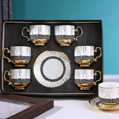 Έξι τεμάχια κεραμικά σκεύη για καφέ, τσάι και καπουτσίνο σε πολυτελές κουτί δώρων από μπαμπού