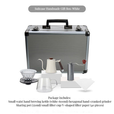 Κεραμικό σετ καφέ, σύγχρονο χειροποίητο σετ με μινιμαλιστικό σχεδιασμό.