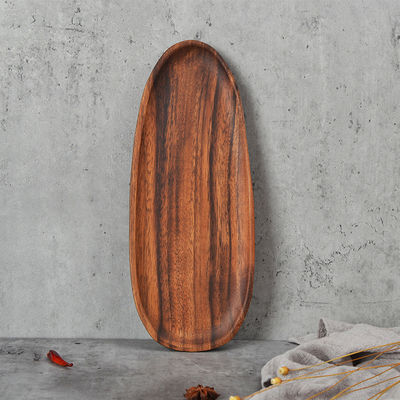 Τραπέζια και καλάθια με φρούτα από στερεό ξύλο