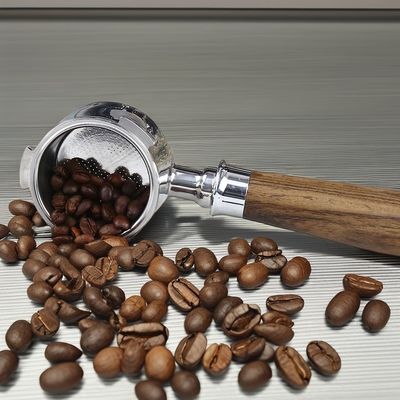 Κεραμικό κινητήρα Espresso 51mm με νέο σχεδιασμό χωρίς πάτο και στερεό ξύλινο λαβήμα