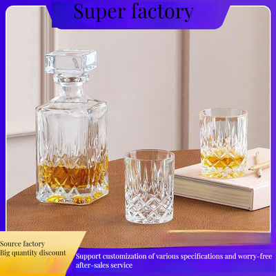 Ελαφριά διαφανή χρώματα χειροποίητα ποτήρια ουίσκι με απαλλαγμένο από μόλυβδο κρυστάλλινο ντεκαντέρ