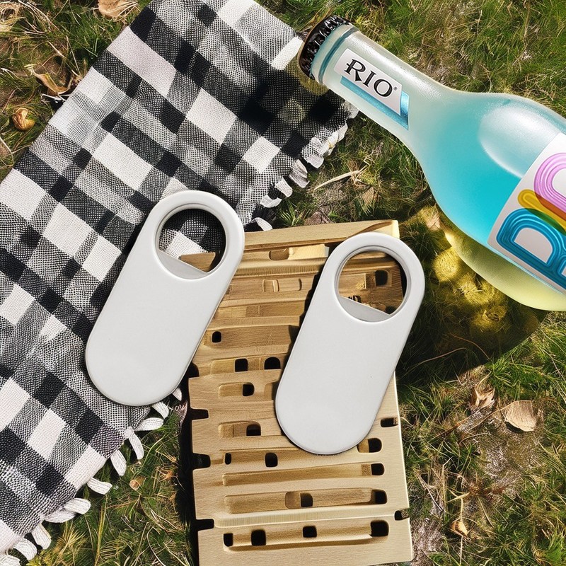 Πυραμίδιο ανοιχτήρα μπουκαλιών κρασιού με απλό σχεδιασμό