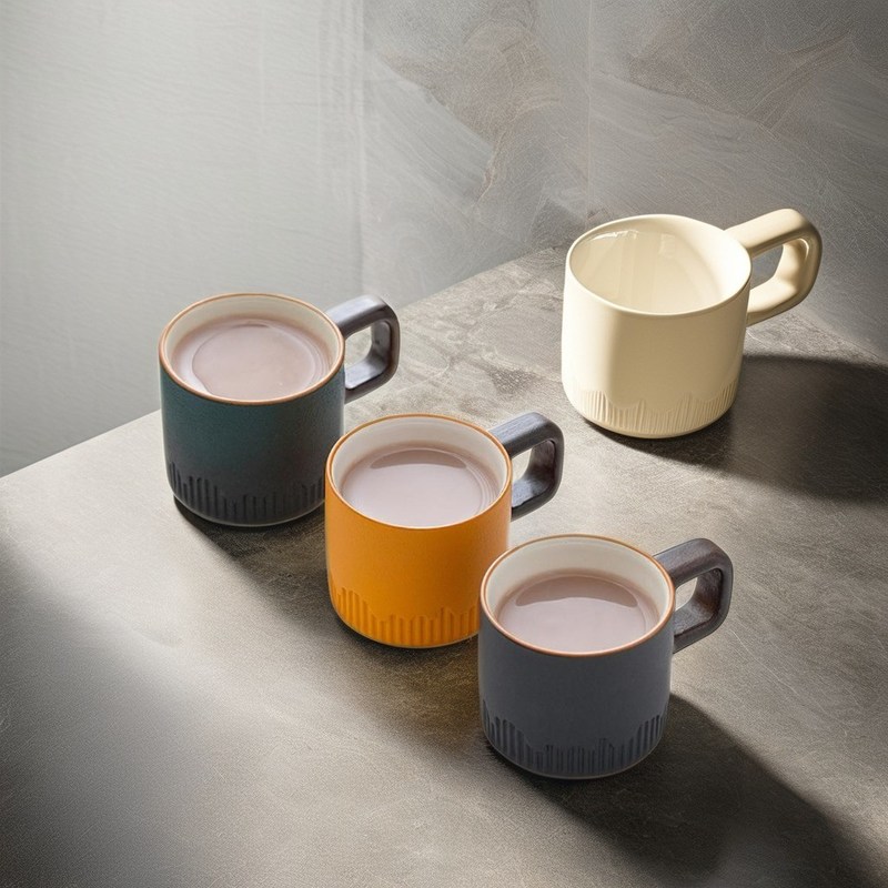 Μινιμαλιστικό είδος ποτηριού MUGS Ραστικό λογότυπο κατασκήνωσης Κύπελλο γάλακτος με ξύλινο λαβή και κουτάλι
